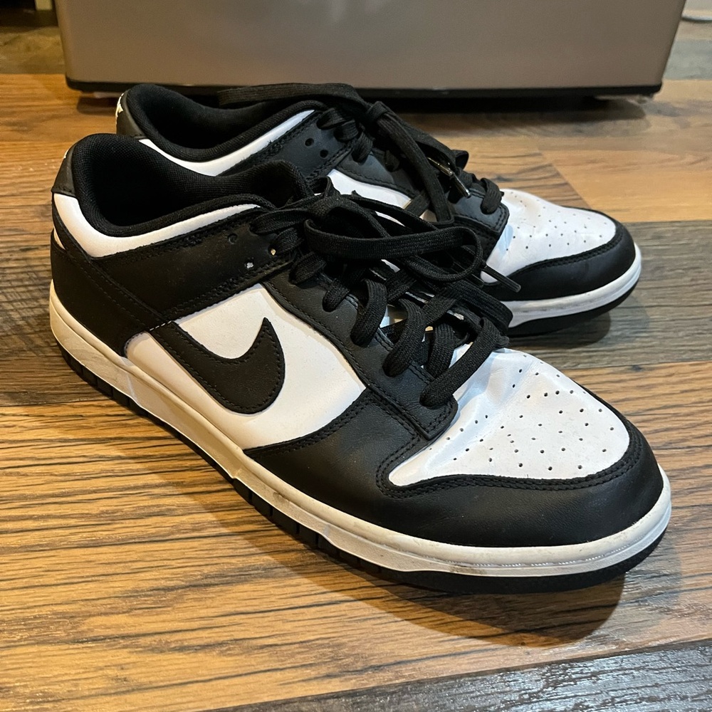 Nike dunk low panda size 11.5 great shape just never wear